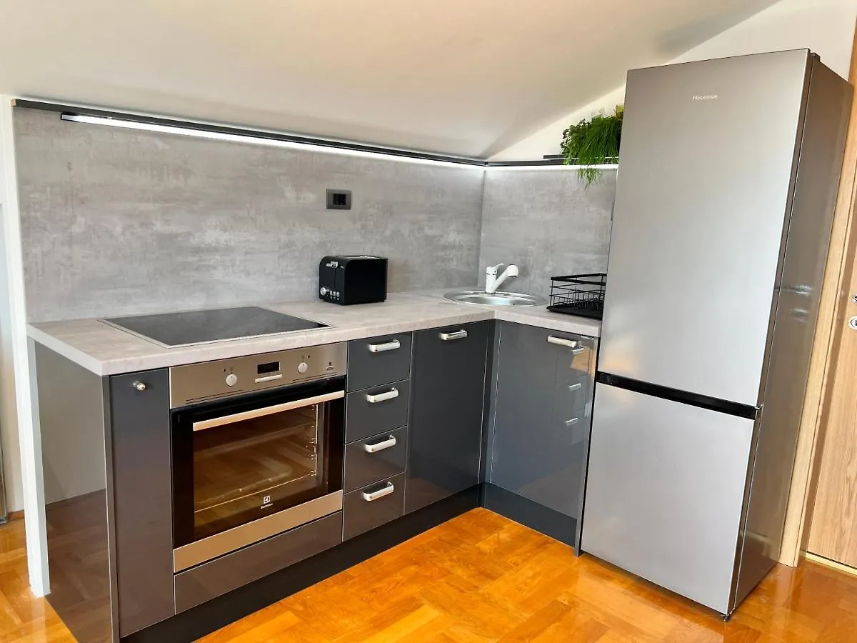 Apartman Prova Zadar S Pogledom Na More I Besplatnim Parkingom