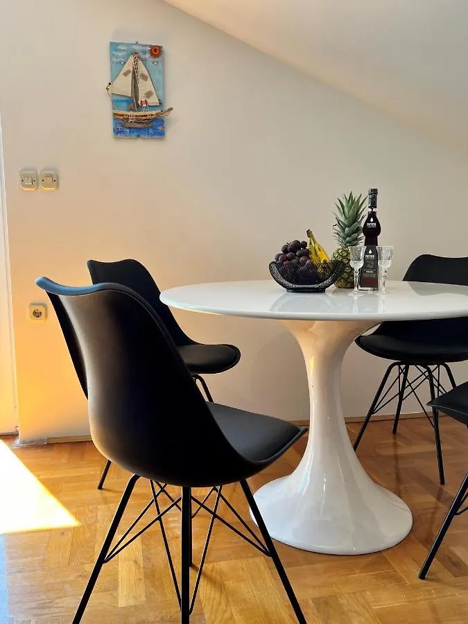 Apartman Prova Zadar S Pogledom Na More I Besplatnim Parkingom
